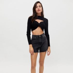 UO Tayla Twist Front Crop Sweater